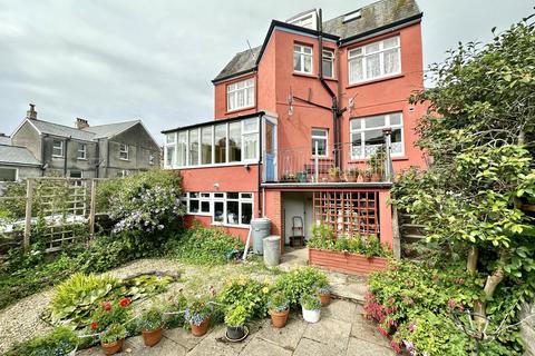 Trenode High Street, Combe Martin, Ilfracombe, EX34 0EQ