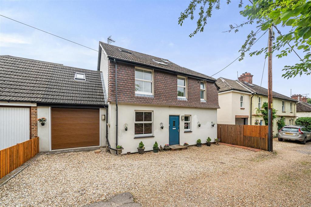 Covers Lane, Hammer Vale 4 bed link detached house for sale £765,000