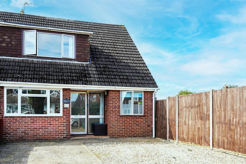 Craven Drive, Churchdown, Gloucester 4 bed semidetached house £310,000