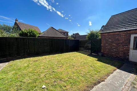 22 Walnut Walk, Lichfield, WS13 8FA