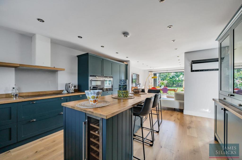 Open plan living kitchen