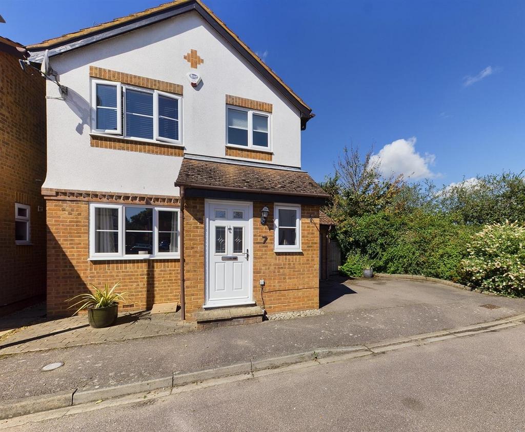 Bedford Close, Shillington, Hitchin 3 bed detached house for sale £