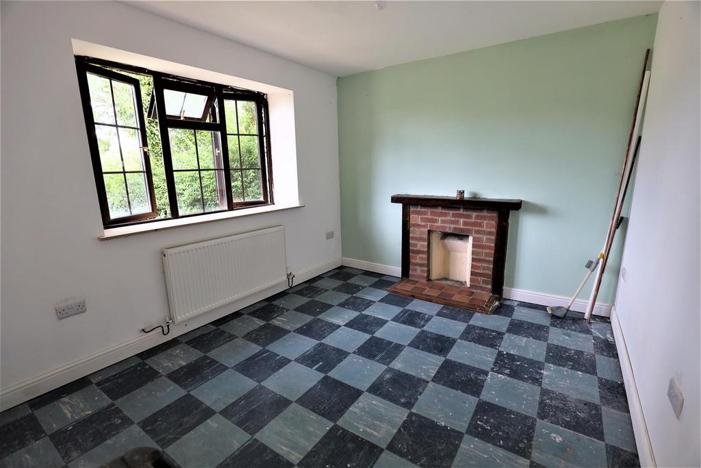 Grove Road, Llandow, Nr Cowbridge, Vale Of CF71 7NY 3 bed