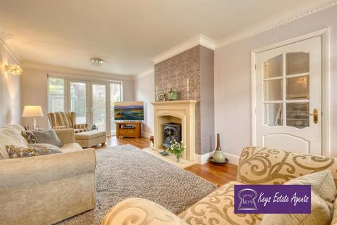 6 Terry Close, Stoke-on-trent, ST3 6NS