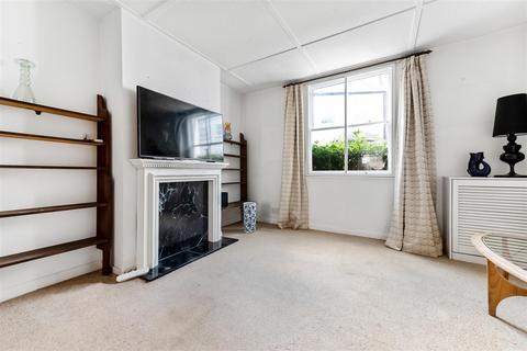 10 Helena Road, Windsor, SL4 1JN