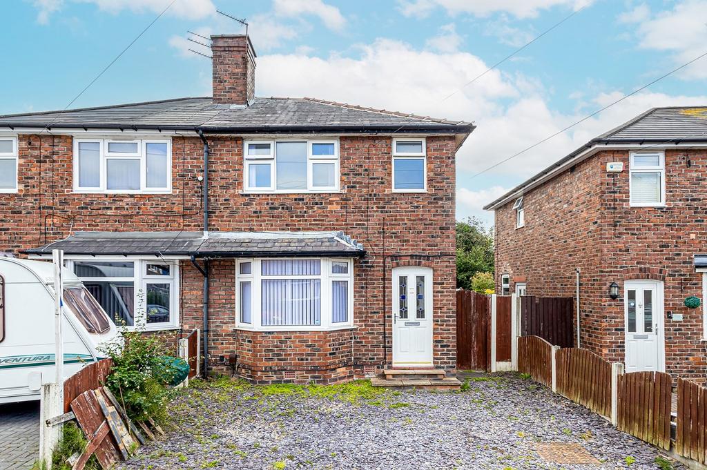 Lancaster Road, Cadishead, Manchester, M44 3 bed semidetached house