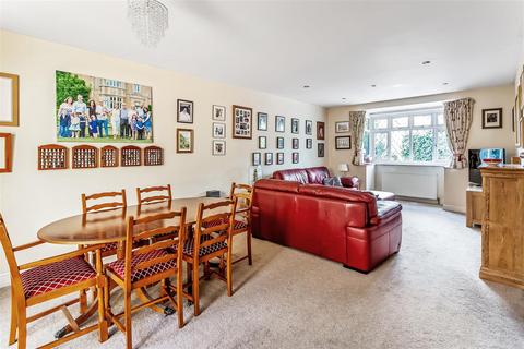 Paygate Hill Cottage Godstone Hill, Godstone, RH9 8AP