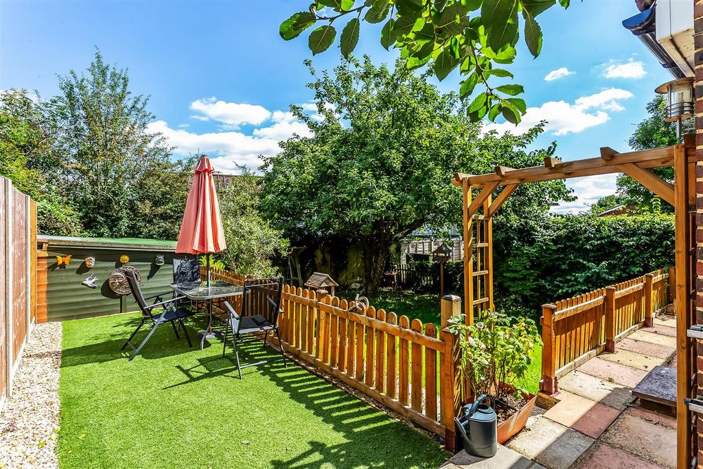 Paygate-Hill-Cottage-25.jpg