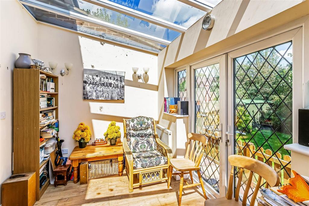 Paygate-Hill-Cottage-17.jpg