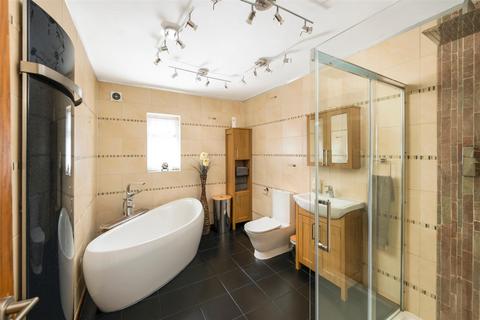 26 Batts Hill, Reigate, RH2 0LT