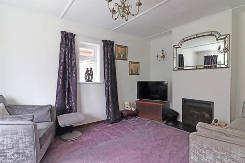 26 Batts Hill, Reigate, RH2 0LT