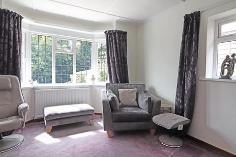 26 Batts Hill, Reigate, RH2 0LT