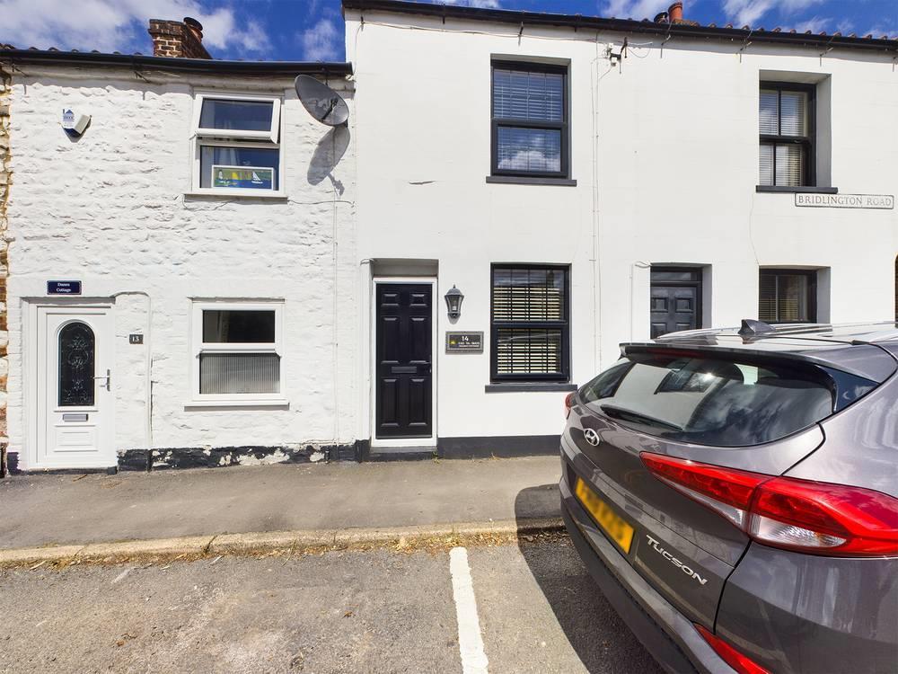 Bridlington Road, Flamborough 2 bed cottage for sale £166,500