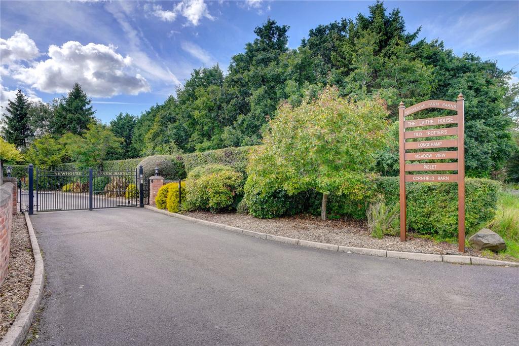 Lea End Lane, Hopwood, Alvechurch, Birmingham, B48 2 bed barn