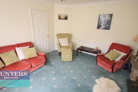 12 Robin Drive, Bradford, BD2 2HA