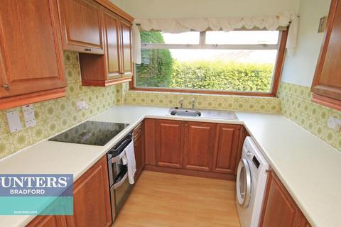 12 Robin Drive, Bradford, BD2 2HA