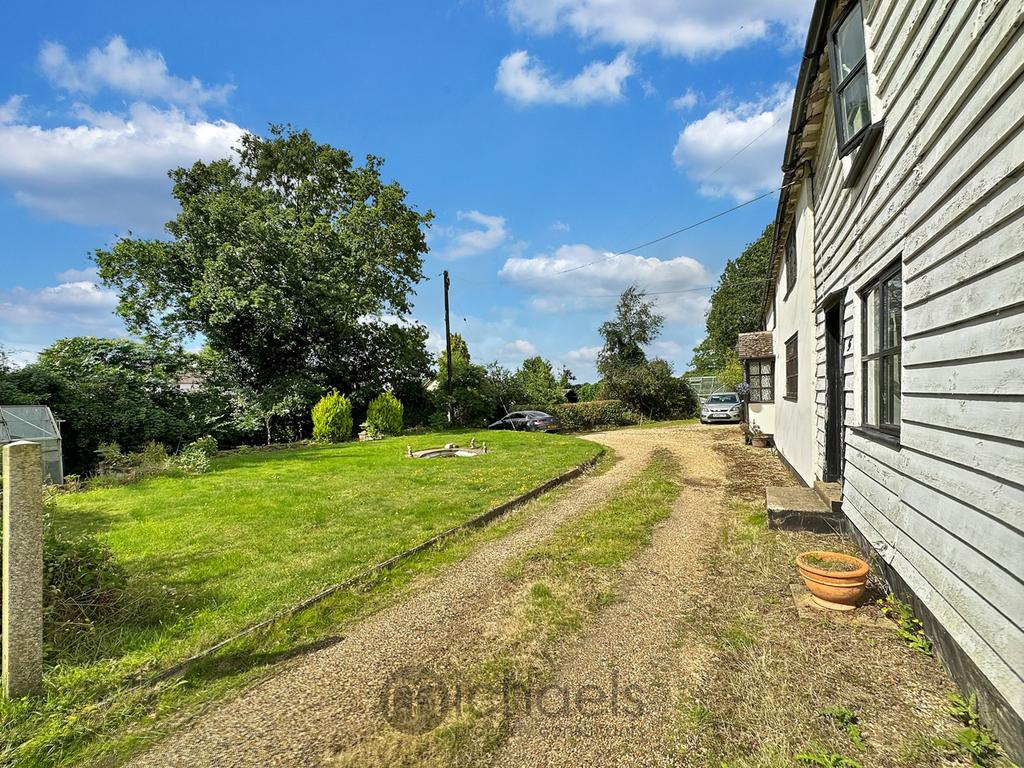 Halstead Road, Eight Ash Green, Colchester, CO6 2 bed cottage for sale