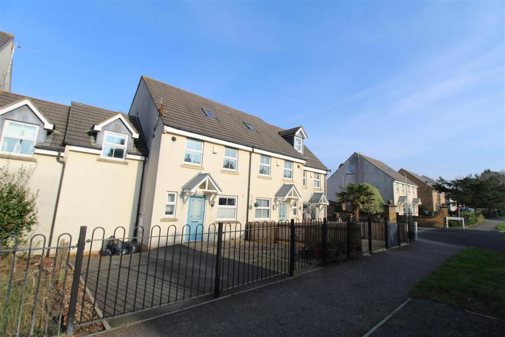 Fulford Close, Bideford 4 bed terraced house for sale £295,000