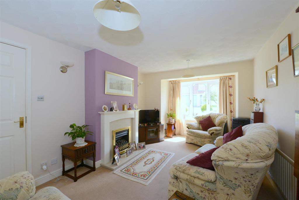 Wyebourne Road, Radbrook, Shrewsbury 3 bed detached house for sale £