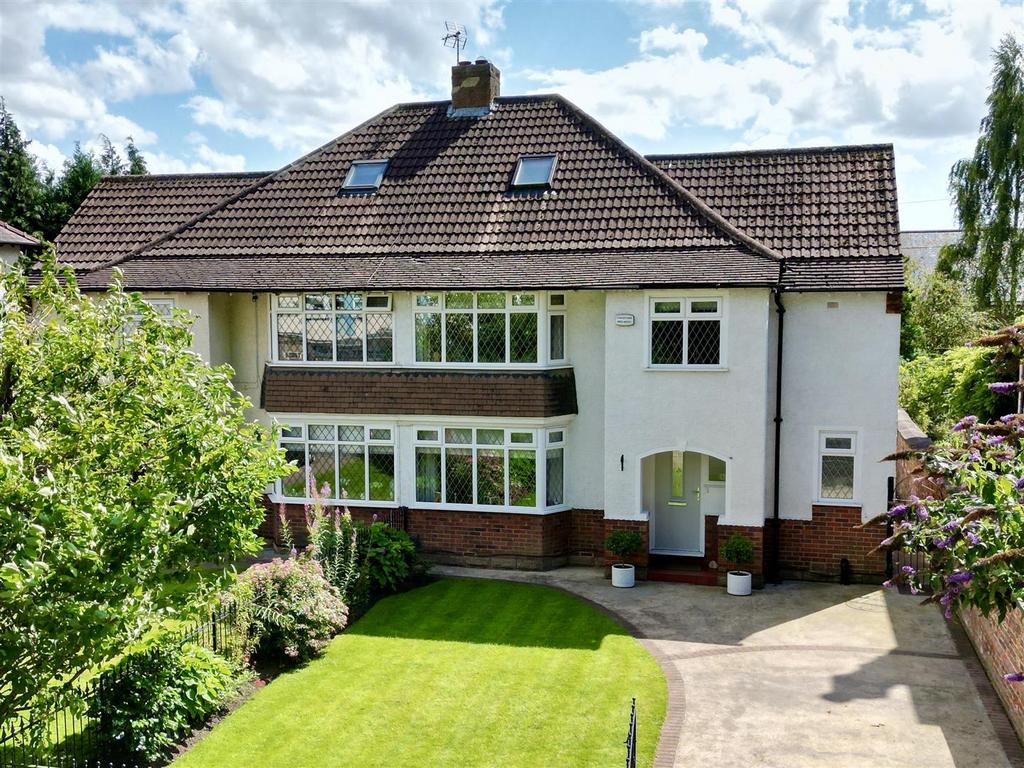 Abbey Road, Darlington 4 bed semidetached house for sale £425,000