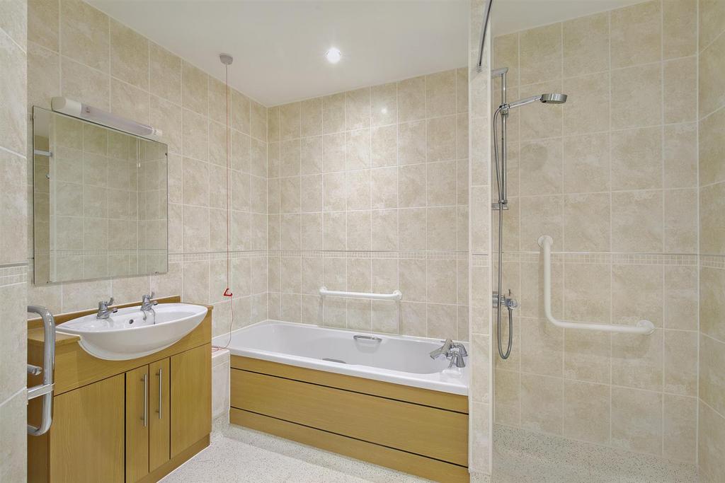 8563292-interior12-800.JPG