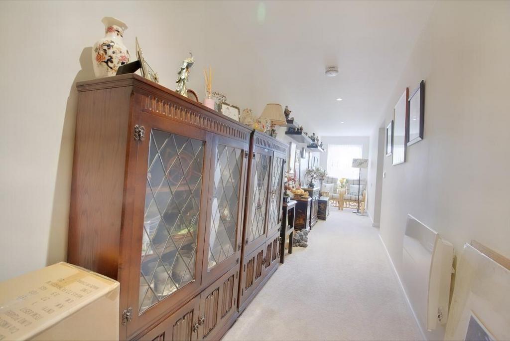 8559695-interior10 (Medium).JPG