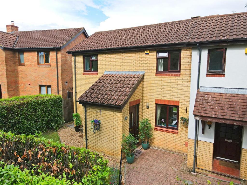 Culbertson Lane, Blue Bridge, Milton Keynes 3 bed end of terrace house