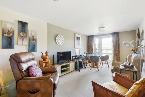1 bedroom apartment for sale - Landmark Place, North Orbital Road, Denham, Uxbridge, UB9 5HB