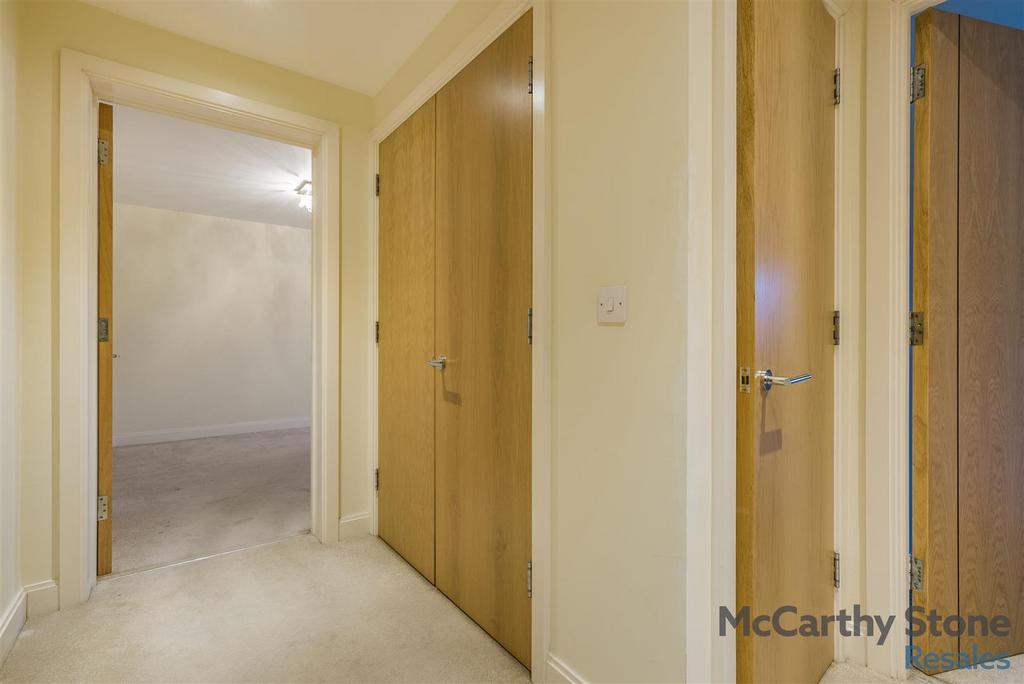 8672092-interior11.jpg