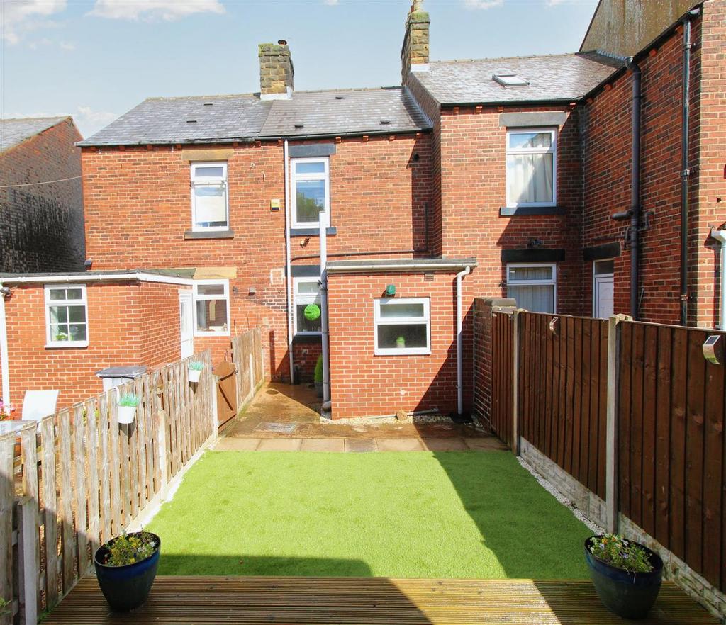 Sheffield Road, Birdwell, Barnsley S70 5TG 2 bed terraced house for