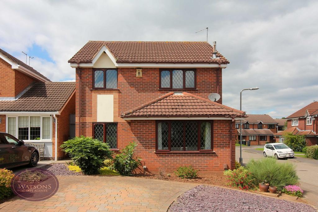 Mornington Crescent, Nuthall, Nottingham, NG16 4 bed detached house for