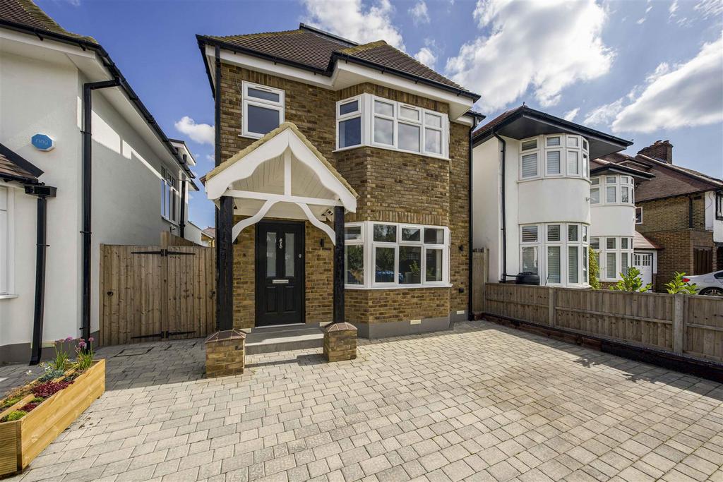 Derwent Road, Twickenham 4 bed detached house for sale £899,950