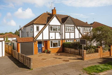 49 Grafton Road, Worcester Park, KT4 7QQ