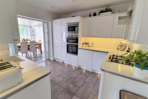 3 bedroom detached house for sale - Fortescue Road, Poole BH12