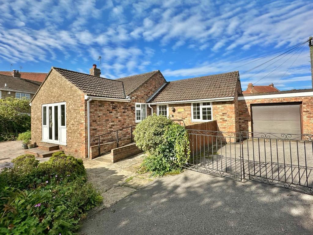 New Inn Lane, Easingwold, York 3 bed detached bungalow for sale £450,000