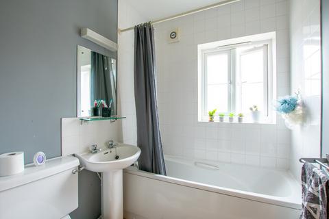 2 bedroom end of terrace house for sale - The Catkins, Eastern Avenue, Dogsthorpe, Peterborough, PE1