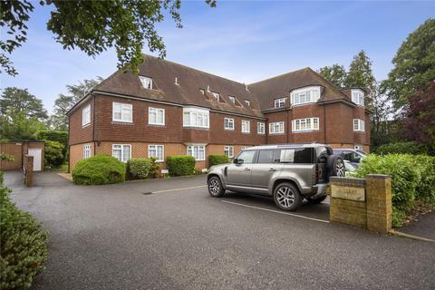 3 bedroom apartment for sale, Grove Road, Beaconsfield, Buckinghamshire, HP9