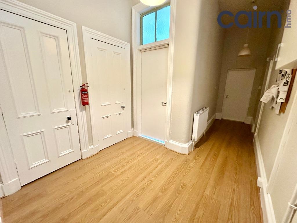 Apartment in Glasgow - View 3
