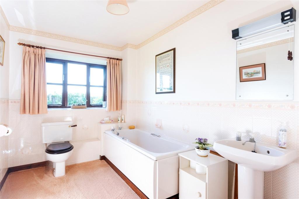 Ground Bathroom