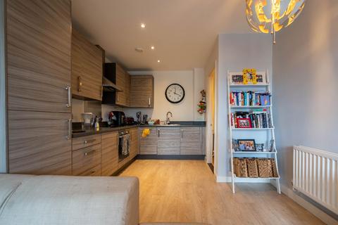 Flat 2, 105 Wise Road, London, E15 2FN