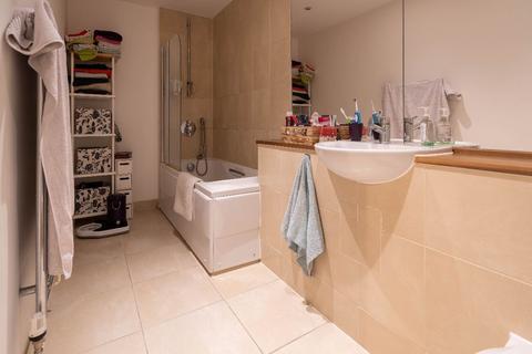 Flat 2, 105 Wise Road, London, E15 2FN