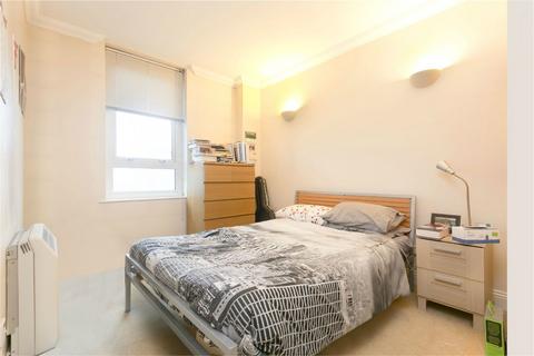 2 bedroom apartment to rent, Lanark Square, London, E14