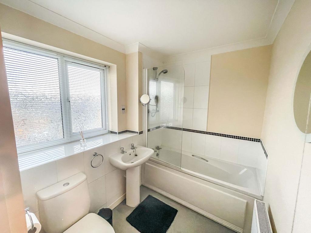 Apartment in Newcastle upon Tyne - More