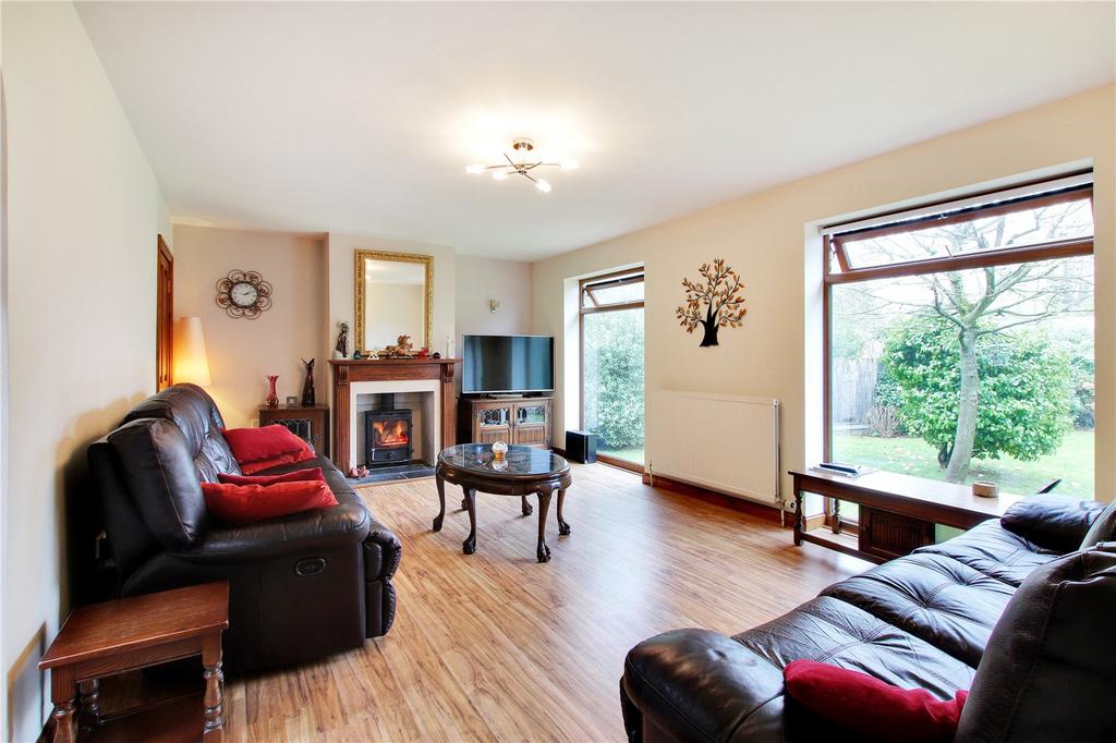 Ash Road, Ash, Sevenoaks, Kent, TN15 3 bed detached house to rent £