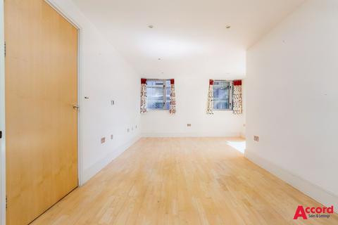 Apartment 1, Rubicon Court, 21 - 23 North Street, Romford, RM1 1BJ
