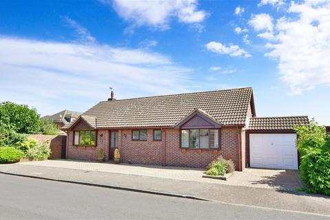 3 bedroom detached bungalow for sale, Acer Avenue, Rainham, Essex