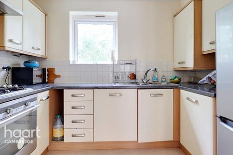 12 Gladeside, Chesterton, Cambridge, CB4 1GA
