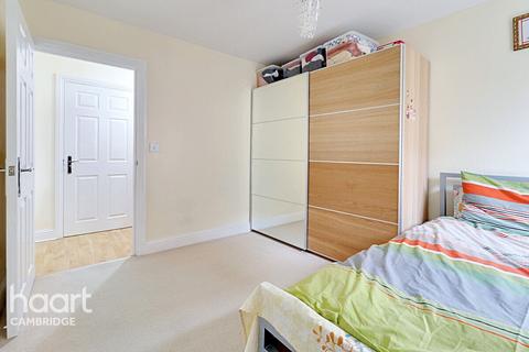 12 Gladeside, Chesterton, Cambridge, CB4 1GA