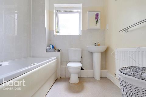 12 Gladeside, Chesterton, Cambridge, CB4 1GA