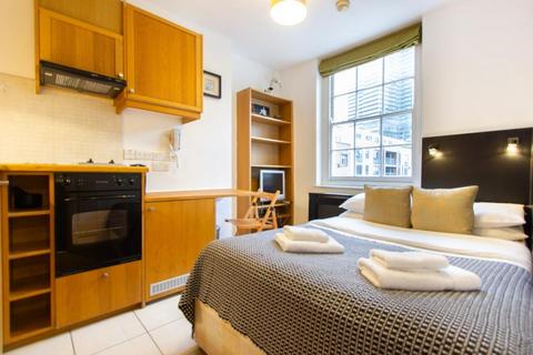 Studio to rent, North Gower Street, Euston, London, NW1